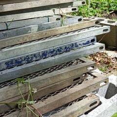 バラ売り800円〜可能　養生網の画像