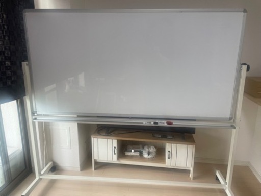 ホワイトボード　両面使える　大きめ