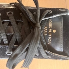 LOUIS VUITTON(ルイヴィトン)スニーカーの画像