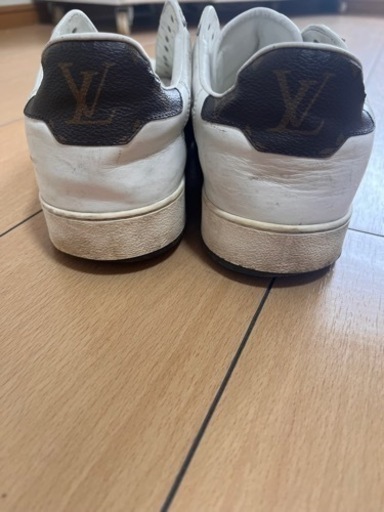LOUIS VUITTON リヴォリライン