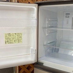 SHARP 冷蔵庫 SJ-D14E-N 137L 2019年 家電 De097 SHARP☆2ドア冷蔵庫☆137L、2019年製、SJーD14EーW家電 キッチン家電