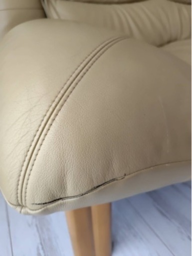 ◾️連日値下げカリモク　本革3人掛けカリモクソファ