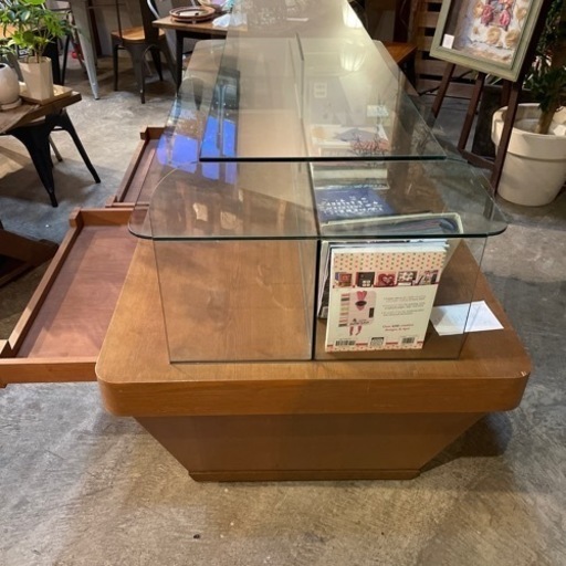 4/20まで！！ディスプレイ用 什器　定価30万（店舗用　引き出し付き）