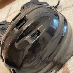ヘルメットとサポーター子供用ほぼ新品の画像