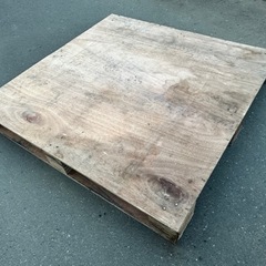 【美浦村】木製パレット0.9 x 0.9m 1枚　コンパネ1枚よ...