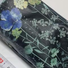 リバティ ペットボトルカバー(中古) 巾着袋(新品) ポーチ(新品) 3点 ハンドメイドの画像