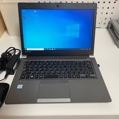 TOSHIBA。超薄型13.3型ワイド 中古ノートパソコン 東芝...