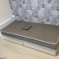 シングルベッド　マットレス付き
