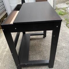 イケア　IKEA パソコンデスク　pcデスクの画像