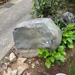 （話し合い中）庭石解体　引き取りお願いします。