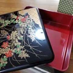 【6/30処分します】お重箱　3段　昭和レトロ　三段重　秋草　黒塗り