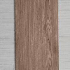置くだけフロアタイル