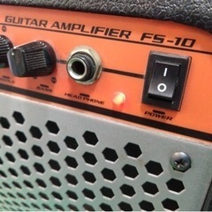 ● FERNANDES フェルナンデス FS-10 ギターアンプ 動作確認済 中古品 ③の画像