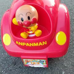 アンパンマンカー 幼児乗り物 足けりの画像