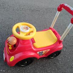 アンパンマンカー 幼児乗り物 足けり
