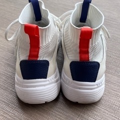 靴/バッグ 靴 スニーカーの画像