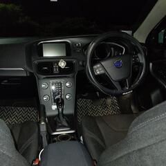 ボルボV40SEの画像