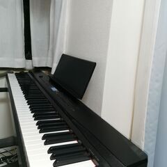 CASIO 電子ピアノ PRIVIA PX-330 88鍵 ACアダプタ＋譜面台つきの画像