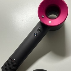 【取引中】ダイソン スーパーソニック ヘアドライヤー HD03 Dyson Supersonic Ionic HD03