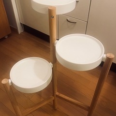 掃除機・炊飯器・ケトル・プラントスタンド・ゴミ箱・分別用ペールカウンターの画像