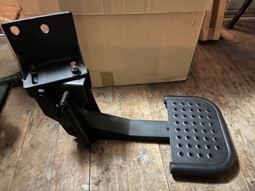 ハイラックス　hilux gun125 リアステップ　荷台　ピックアップトラック