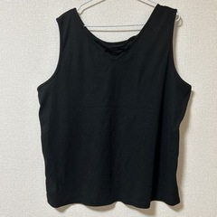 【取引者決定】４Ｌの背中可愛い黒タンクトップ♡の画像