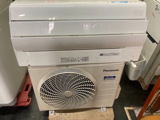 ☆中古￥29,800！Panasonic　8畳用2.5kwルームエアコン　家電　2022年製　CS-252DGX-W型　【BE111】