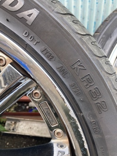 車のパーツ タホイール