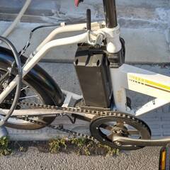 電動アシスト自転車（ミニベロ）の画像