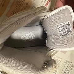 VANS スニーカー ハイカットの画像