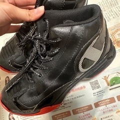 靴/バッグ 靴 スニーカーの画像