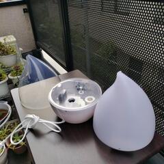 ◇ ほぼ新品 2021年製  7色に光るレインボー 加湿器家電 季節、空調家電 加湿器の画像