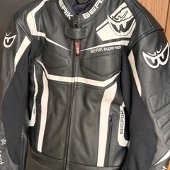 【お値下げしました】プロテクター付きライダースジャケット メンズ...