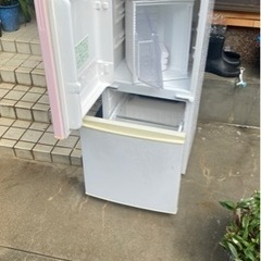 0円　シャープ 冷蔵庫　135L 