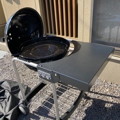 お得　Weber BBQグリル Performer Charcoal Grillの画像