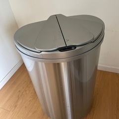 【最大50%OFF】自動ゴミ箱 JOBSON (ジョブソン) 【 賢いゴミ箱(R) 】 47L ( 45リットル ) 特許技術 自動 センサー おしゃれ シルバーの画像