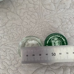 小さな　ジャムの空き瓶　13個　差し上げます。
の画像