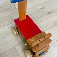 幼児　乗用玩具　車　木製　の画像