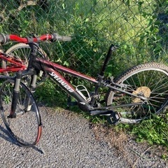 自転車 クロスバイクの画像