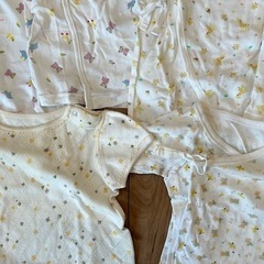 ベビーちゃん♡産着などおまとめ出産準備セット♡コンビ服・短着の画像