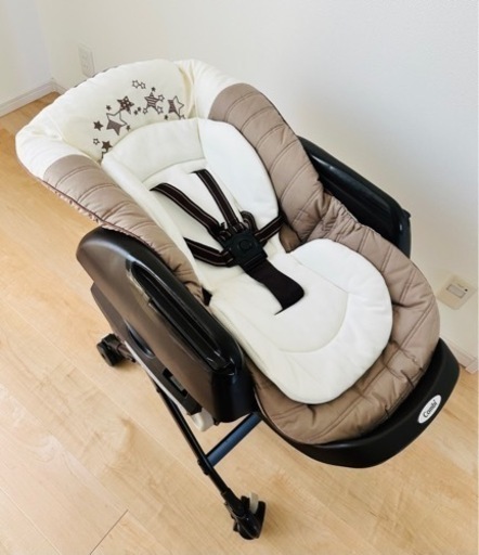 【お取引決定しました！】【電動 】ネムリラ　オートスイング　ベビザラス限定デザイン　コンビ