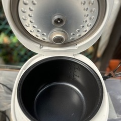 炊飯器の画像