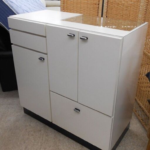 ガラスショーケース付き カウンター 幅90 高さ90 白 店舗什器 お店 レジ横 レジカウンター 展示 棚 ラック 受付 札幌 西野店