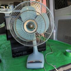 ①レトロ　扇風機