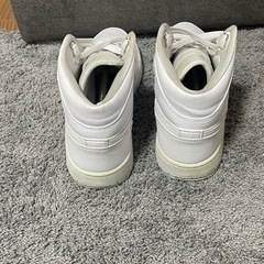 NIKEエアジョーダン1ホワイト29cmの画像