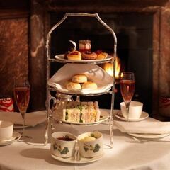 シャンパン付き英国式アフタヌーンティー（AfternoonTea...