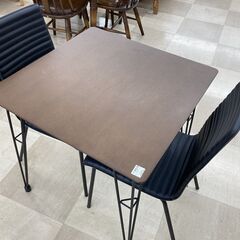 ダイニング3点セット　ニトリ　クーボ３　ﾌﾞﾗｳﾝ×ﾌﾞﾗｯｸ