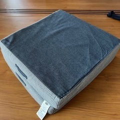 フロアクッション