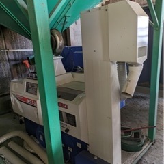 籾摺り機　
農機具　　　の画像