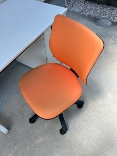 引取予定者様決定　家具 オフィス用家具 机